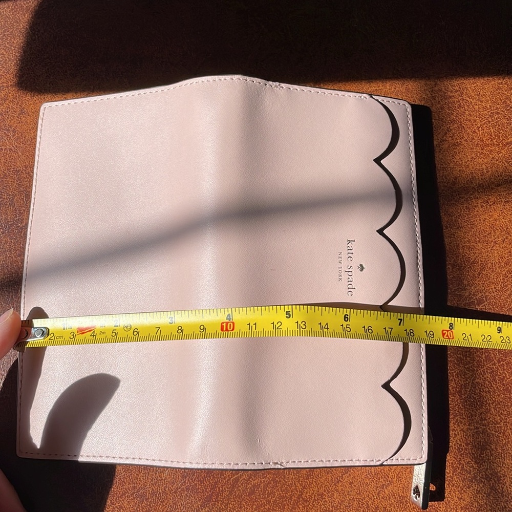Kate Spade clutch - Picture 9 of 9